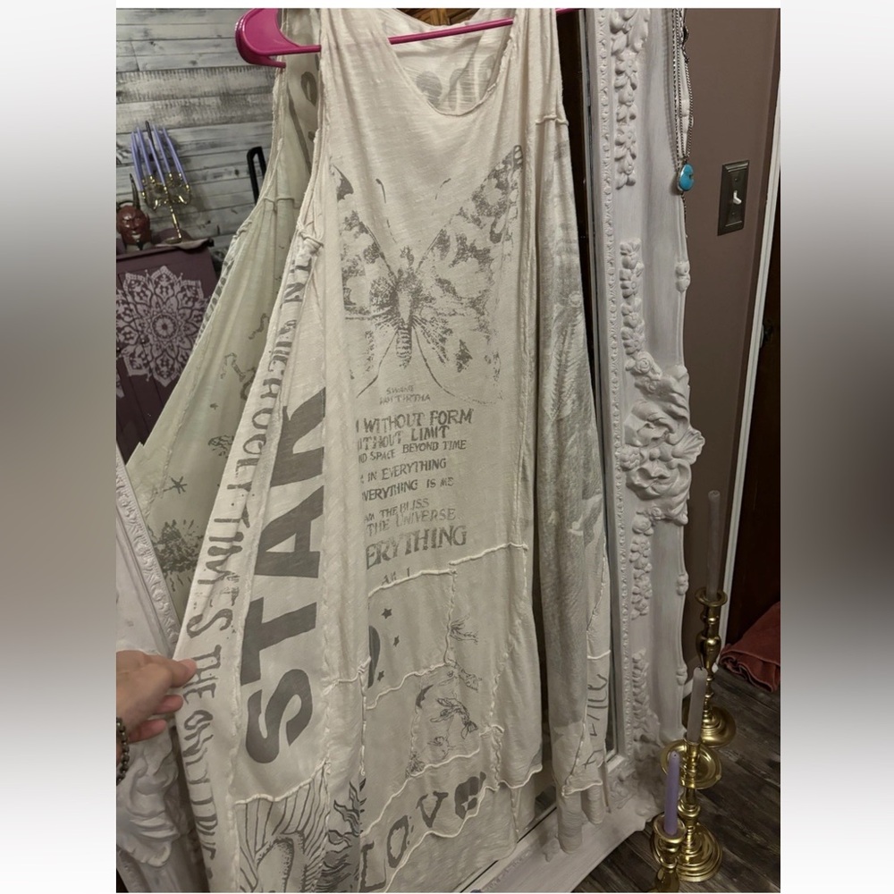 SOLD! Magnolia Pearl Art Graphic Layla Tank Dress! EUC!! RARE!!🌺😍